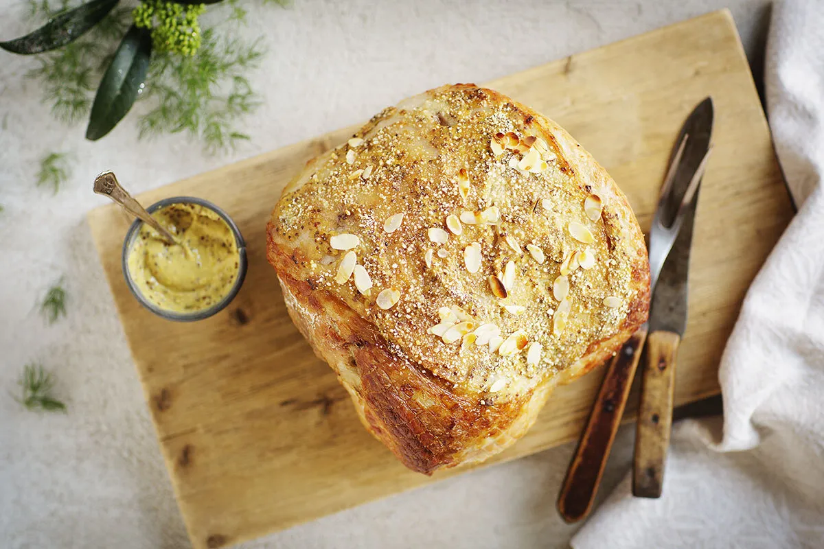 Jäinen kinkku suoraan uuniin