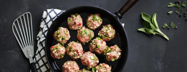 7 tapaa tuunata lihapullat