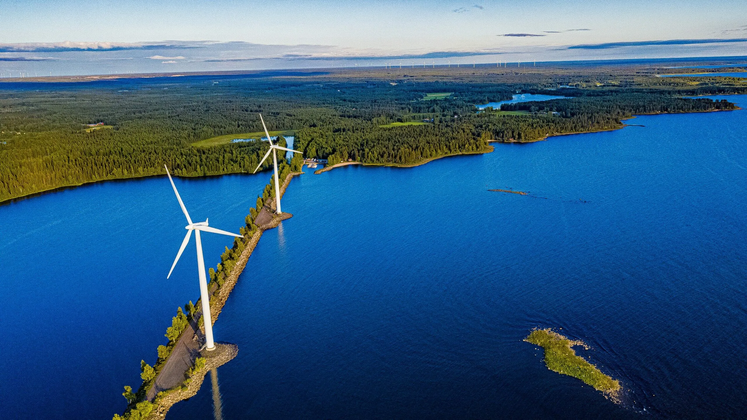 Snellman saavutti tärkeän virstanpylvään: Tehdas Pietarsaaressa siirtyy käyttämään ainoastaan uusiutuvaa energiaa