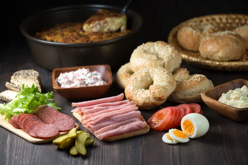 Täytetyt bagelit