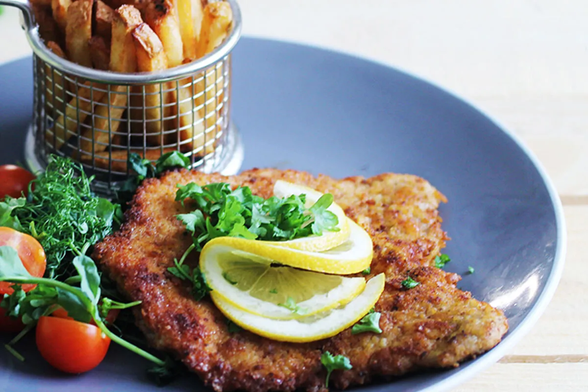 Panerad grisschnitzel (glutenfri)