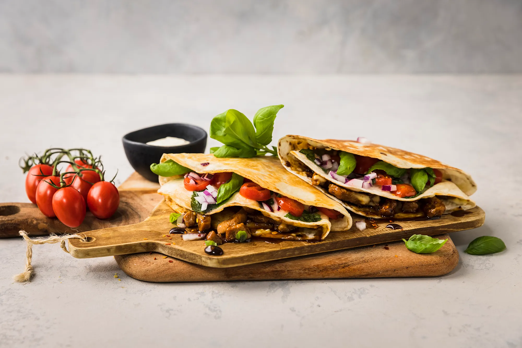 Tortilla pocket med karamelliserad gris