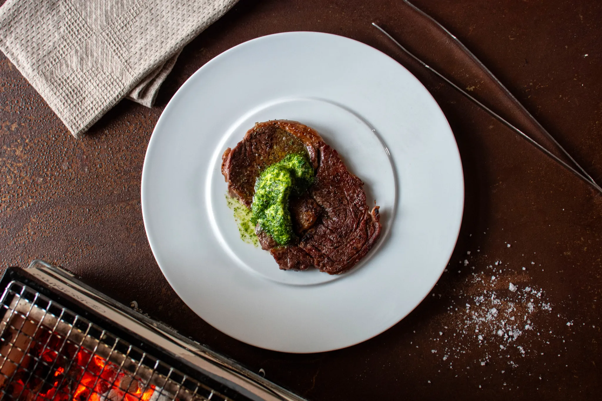 Grillad entrecôté med örtsmör