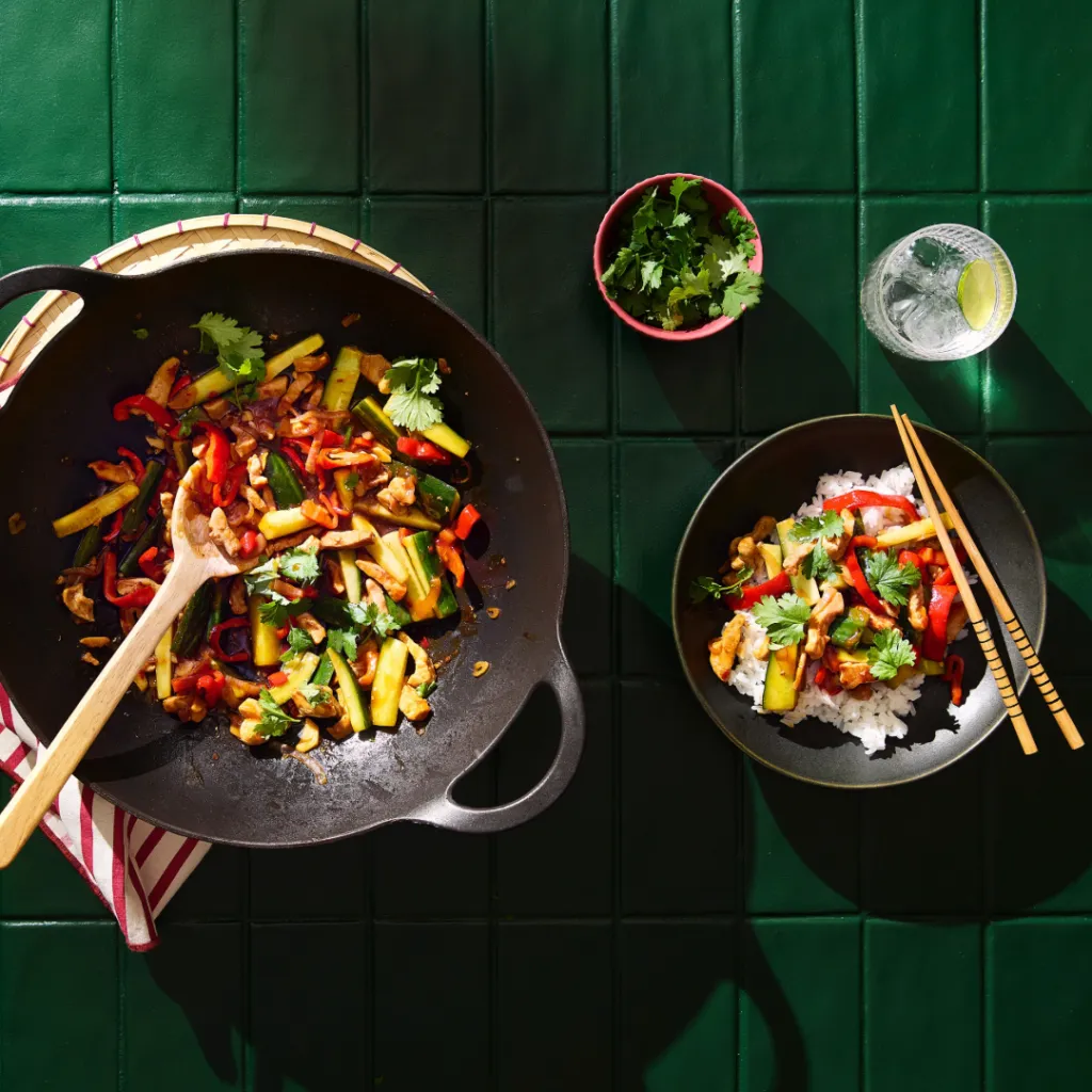 Stir fry med gurka och lantgris