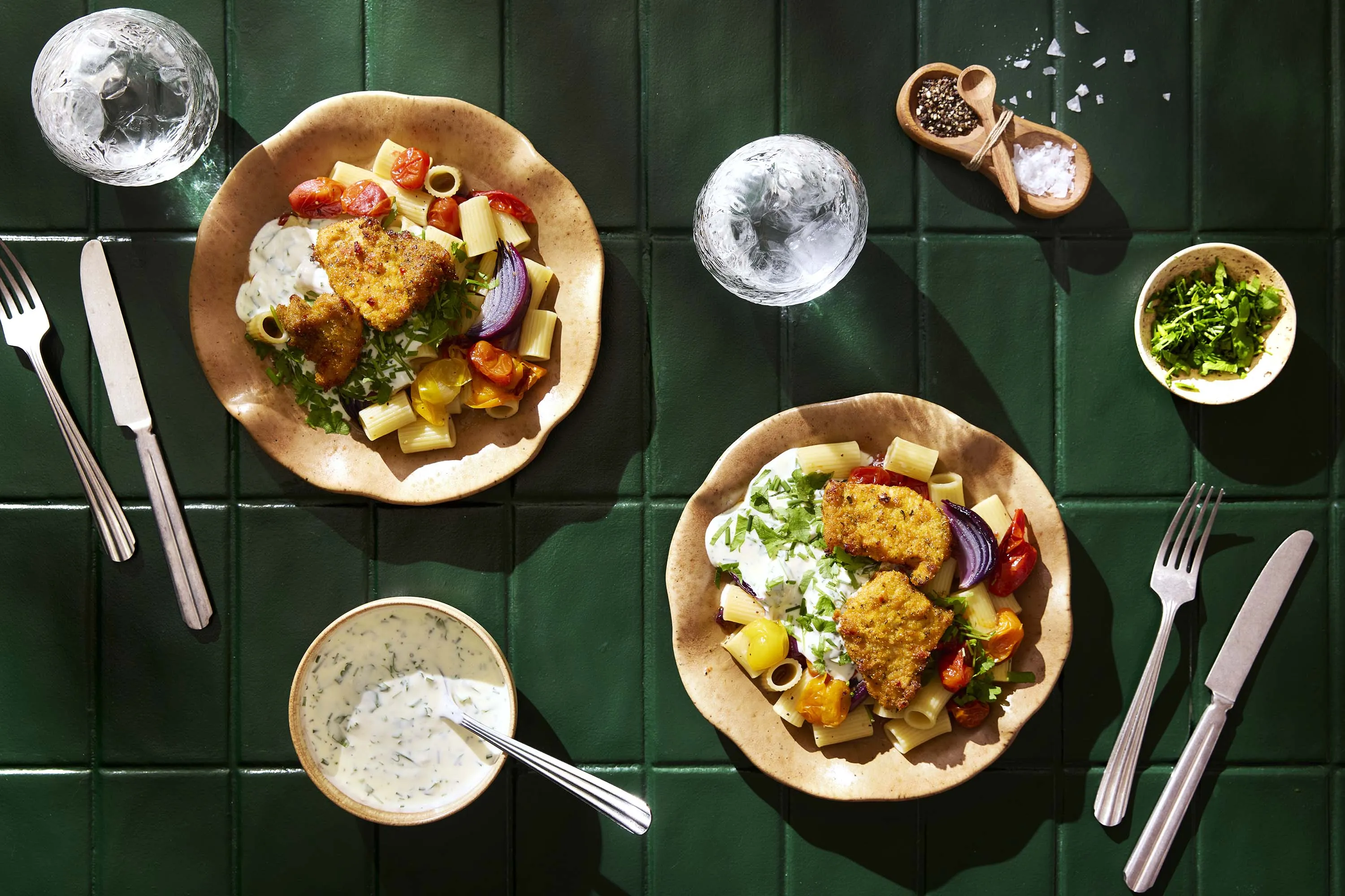 Läcker ranchpasta med filébitar av lantgris