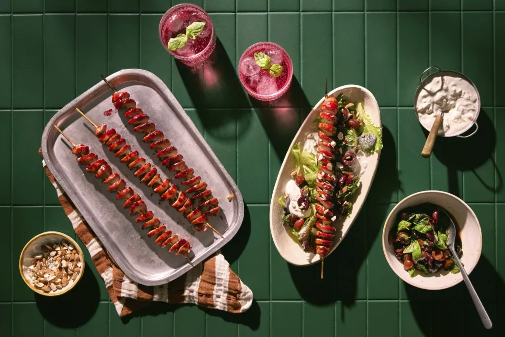 Korvspiraler med körsbär och blåmögelost