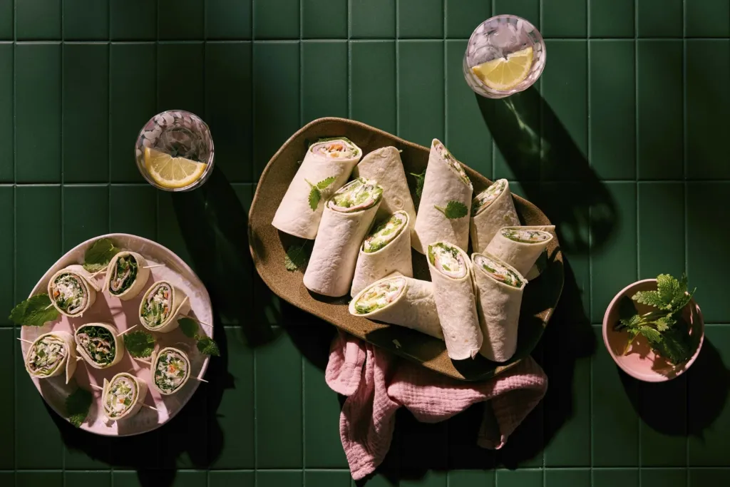 Krämig sommarwrap med alrökt skinka